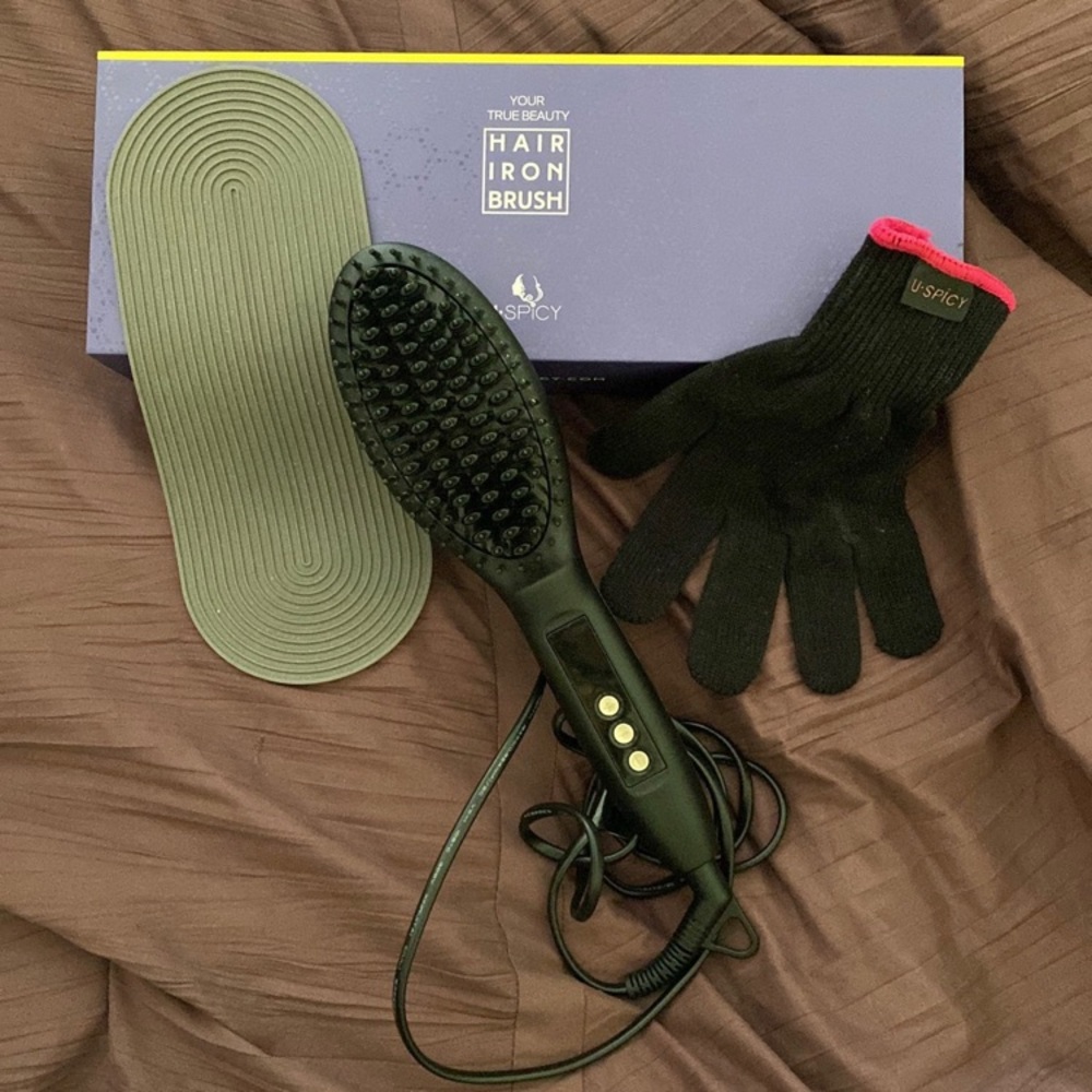 Black Straightening Hair Iron Brush with Heat-Resistant Glove